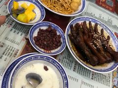 -赵记传承特色牛奶甜品(泉城广场店)