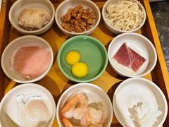-良米山·云南野生菌过桥米线(上海首店)