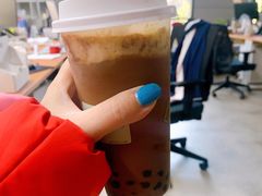 -喜茶(杭州滨江宝龙店)