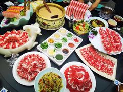 -额尔敦传统涮.冰煮羊火锅(乌兰察布体育场店)