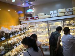 -凯司令西点房(虹桥路站店)