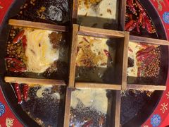 -巴九门老火锅(来福士打望店)