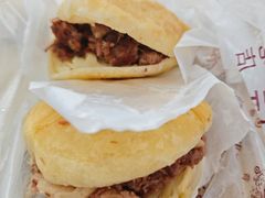 -闫家驴肉老店(华电一校店)