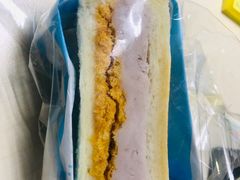 -沁屋面包店(人民东路店)