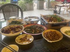 -去吃小龙虾·江湖菜·烧烤(南滨路店)