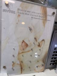 -AI艾耳·专业手工耳洞·穿孔美学馆