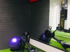 -汗水空间私教健身连锁(SM广场店)