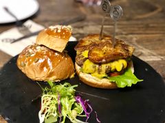 -HIGH FIVE哈福手工汉堡(桂林路店)