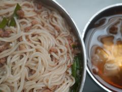 -正宗杨记普洱酸醋米线(总店)