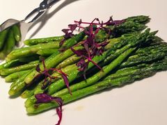 橄榄油煎绿芦笋-大董(环贸iapm店)