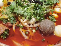 -成都你六姐·牛肉冒菜(城市集市合生汇店)