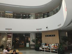 -新华书店(黄州大道店)