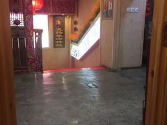 -闯关东东北农家菜(崂山石老人店)