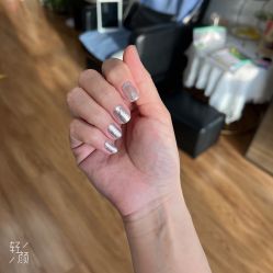 -雪奈传统美甲美睫