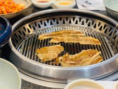 -草家酱蟹炭火烤肉店(珲春南路一店)