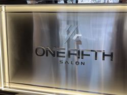 -厘里·salon