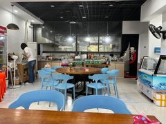 大堂-老何家后安粉·糟粕醋海鲜火锅(三亚湾椰梦长廊店)