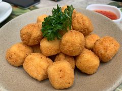 -大树餐厅(红旗街万达店)