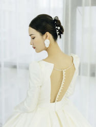 -莫小姐婚纱
