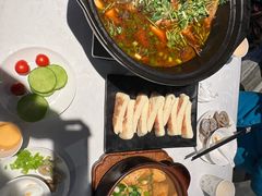 -香山湖家家宴(中山陵店)