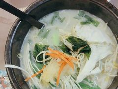 -灵芝妹子米线(瓦房店新玛特店)