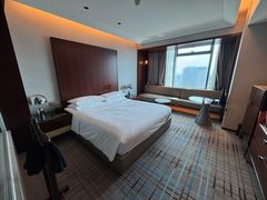 -上海龙之梦万丽酒店