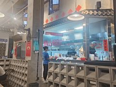 -方铲铲·成都板凳面(滨江银泰店)