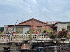 -巴浪鱼咖啡馆 Local Fish