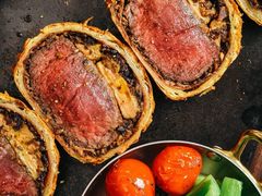 爱上惠灵顿牛排-Russian大公馆俄式西餐厅·威士忌牛排馆Whiskey SteakHouse(中央大街店)