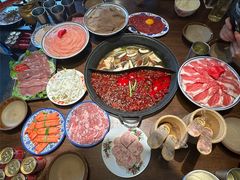 -萍姐火锅·公路夜市(武汉首店)