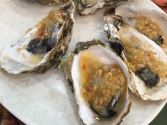 碳烤生蚝-鹏城人家海鲜酒家·23年老字号(较场尾店)