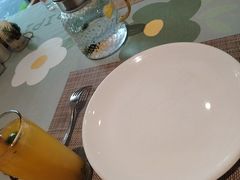 -又见马甲M8融合西餐厅(体育中心店)
