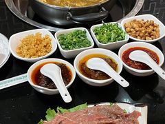 -丫丫汤膳打边炉(宏府408坊店)