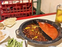 -巴九门重庆老火锅(光大店)