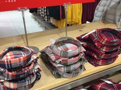 -优衣库(上海正大广场店)