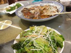 -梓檚中餐厅湖北菜小龙虾武昌鱼排骨藕汤(黄鹤楼店)