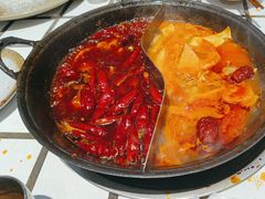 -贰回巷火锅馆(钟楼店)