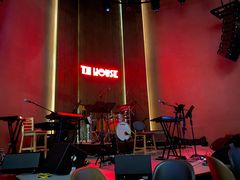 -TZ House音乐现场(来福士中心店)