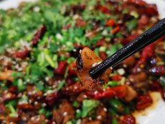 白特色霸王兔-江湖黑大兔(杨家坪店)