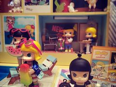 -泡泡玛特POPMART(蓝色港湾店)