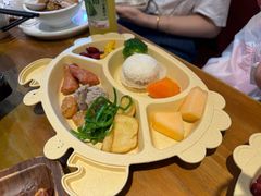 -隔壁老王·家常云南菜(花巷店)