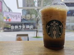 -星巴克臻选(威海威高广场店)