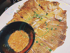 -肥肥虾庄·金牌油焖大虾(首义路店)