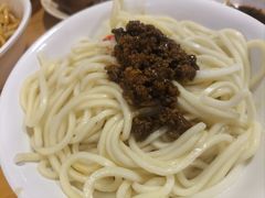 素椒杂酱面-明红蹄花(糍粑店街店)