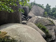 -巨石山景区