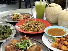 -黄亚华小食店(Jalan Alor)