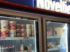 -DQ·蛋糕·冰淇淋(周浦万达店)