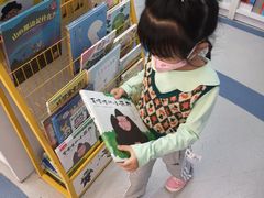 -新华书店(虹悦城店)