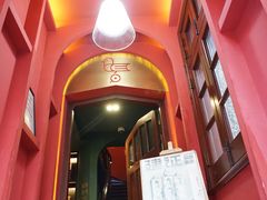 二楼大门-思南书局(复兴中路店)