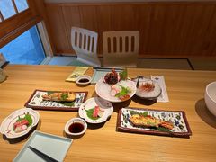 -花和海鲜自助(梅江店)